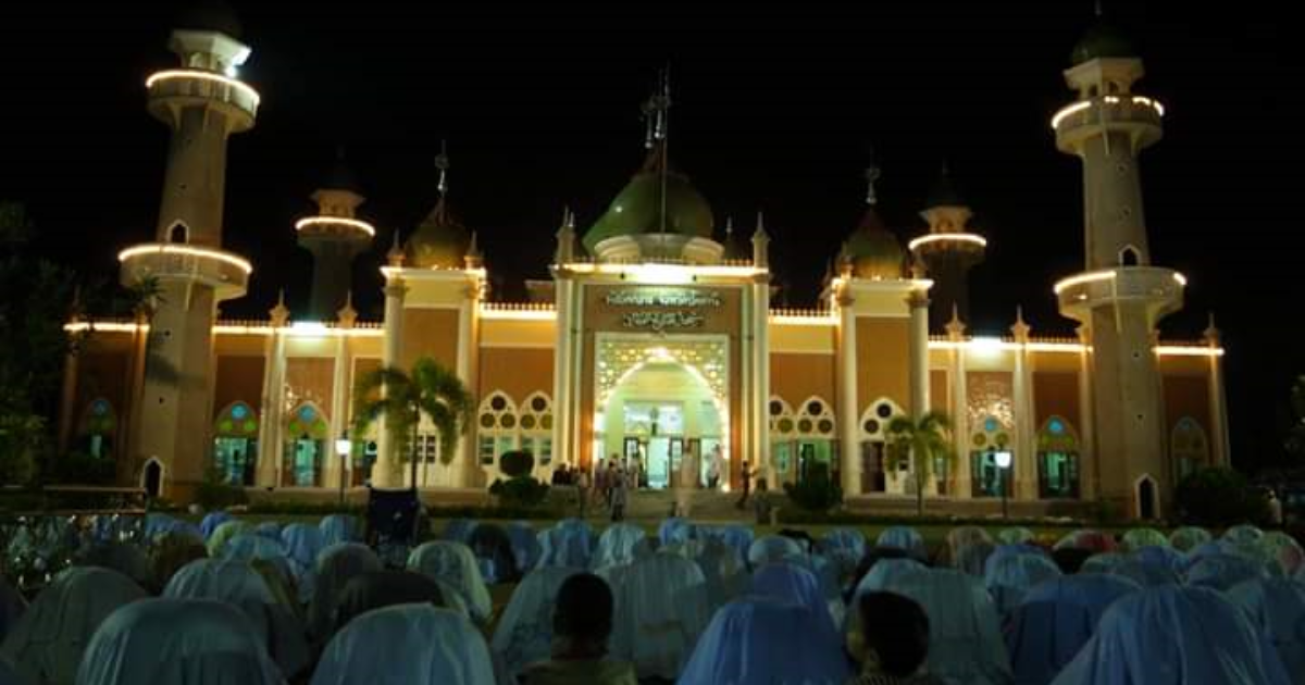 アザーンがつくる世界