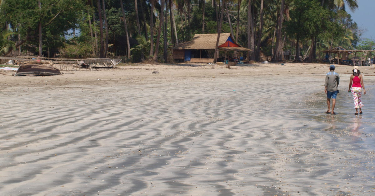 ビーチリゾートに潜入